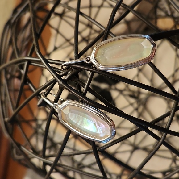 Kendra Scott Framed Dani Silver Drop Earrings NWT - Picture 7 of 7